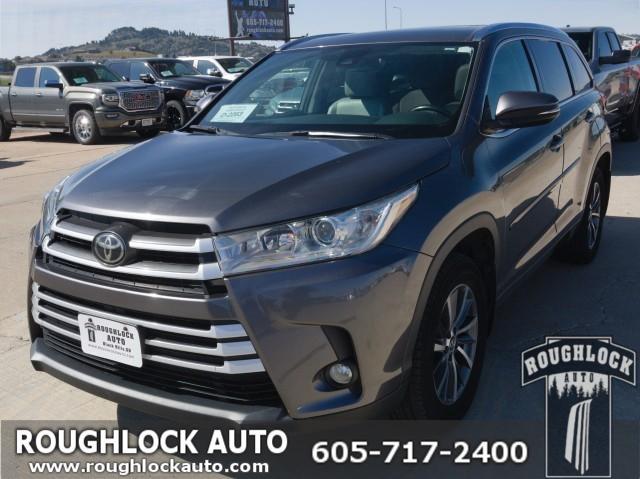 used 2018 Toyota Highlander car, priced at $23,563