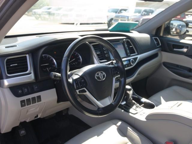 used 2018 Toyota Highlander car, priced at $23,563