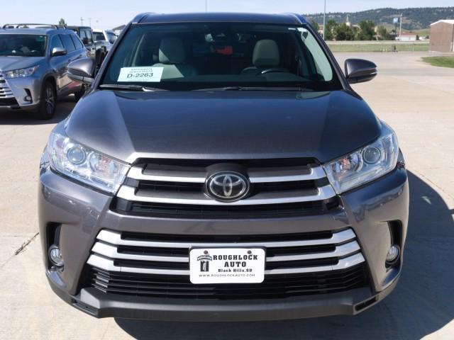 used 2018 Toyota Highlander car, priced at $23,563