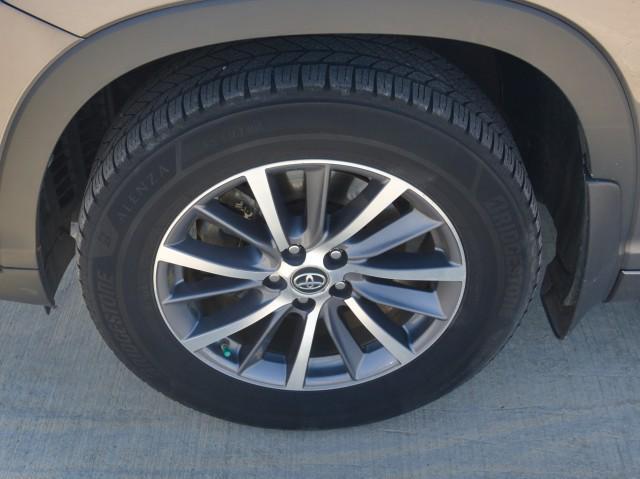 used 2018 Toyota Highlander car, priced at $23,563