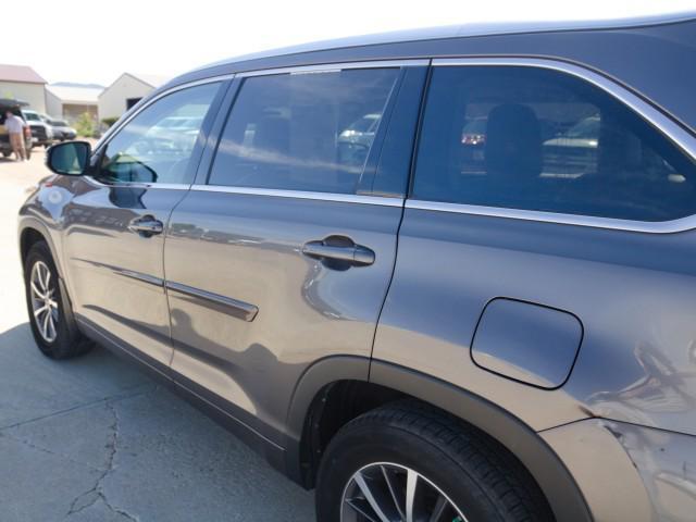 used 2018 Toyota Highlander car, priced at $23,563