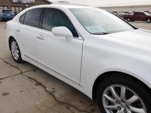 used 2007 Lexus LS 460 car, priced at $11,348