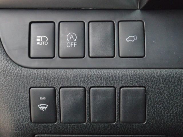 used 2017 Toyota Highlander car, priced at $16,988