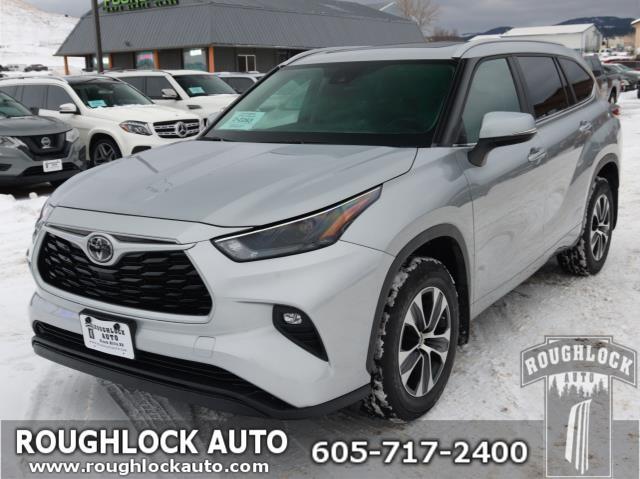 used 2023 Toyota Highlander car, priced at $39,497