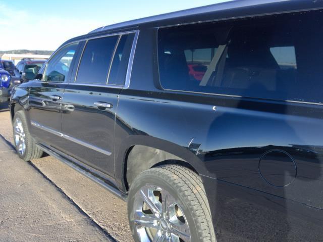 used 2017 Cadillac Escalade ESV car, priced at $33,888