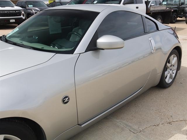 used 2005 Nissan 350Z car, priced at $12,391