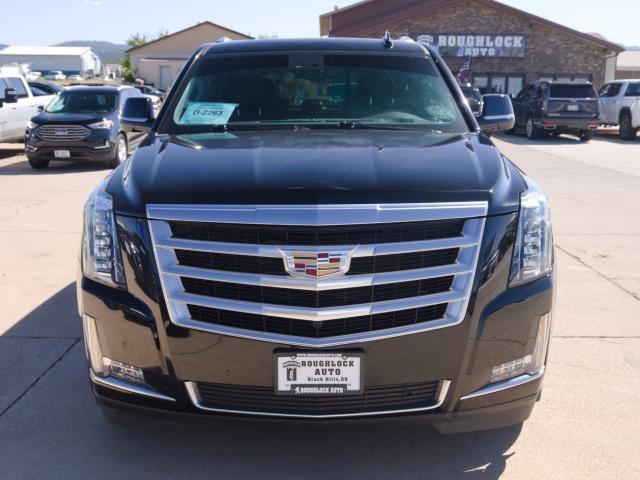 used 2015 Cadillac Escalade car, priced at $31,268