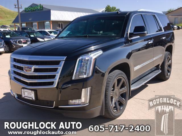 used 2015 Cadillac Escalade car, priced at $31,268