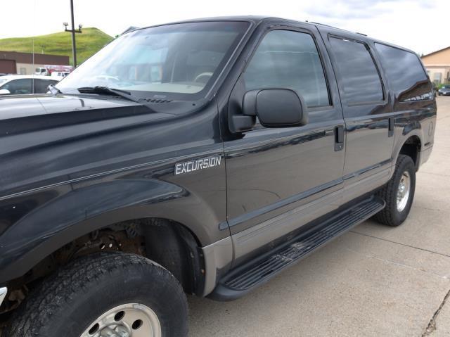 used 2004 Ford Excursion car, priced at $2,994