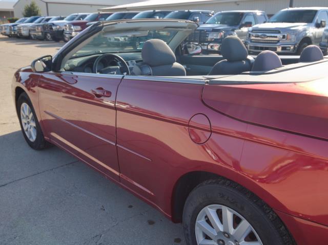 used 2009 Chrysler Sebring car, priced at $5,998