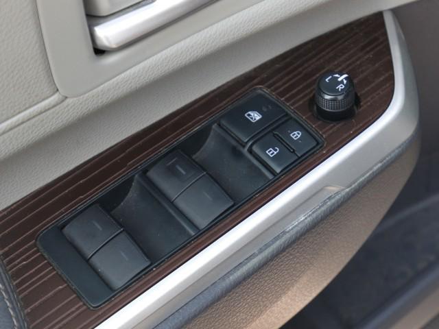 used 2022 Toyota Sienna car, priced at $37,815