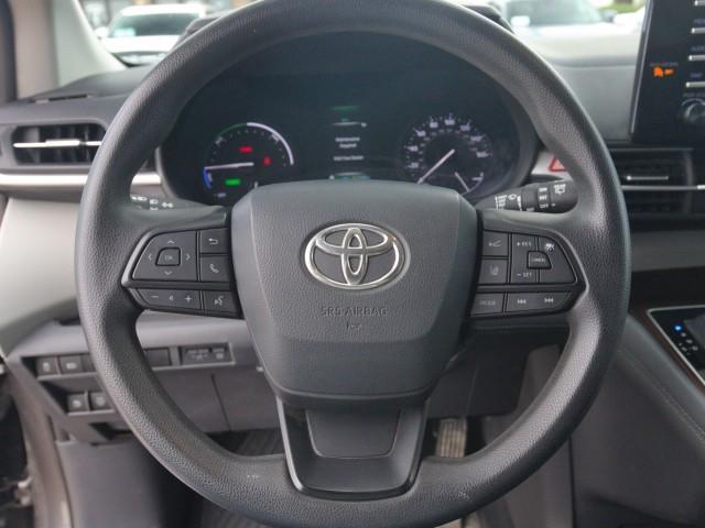 used 2022 Toyota Sienna car, priced at $39,273