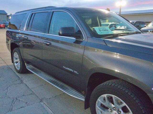 used 2015 GMC Yukon car, priced at $17,894