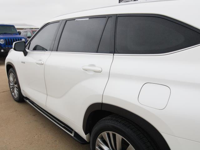 used 2021 Toyota Highlander Hybrid car, priced at $37,994