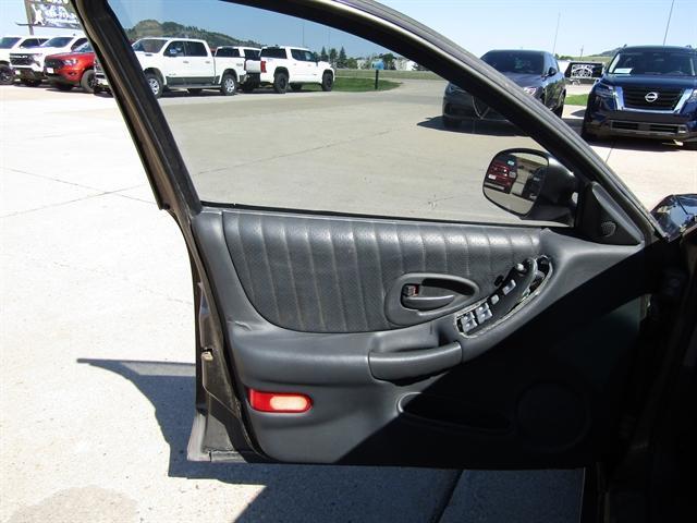 used 2000 Pontiac Grand Prix car, priced at $4,887