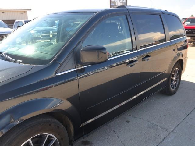 used 2017 Dodge Grand Caravan car, priced at $5,998