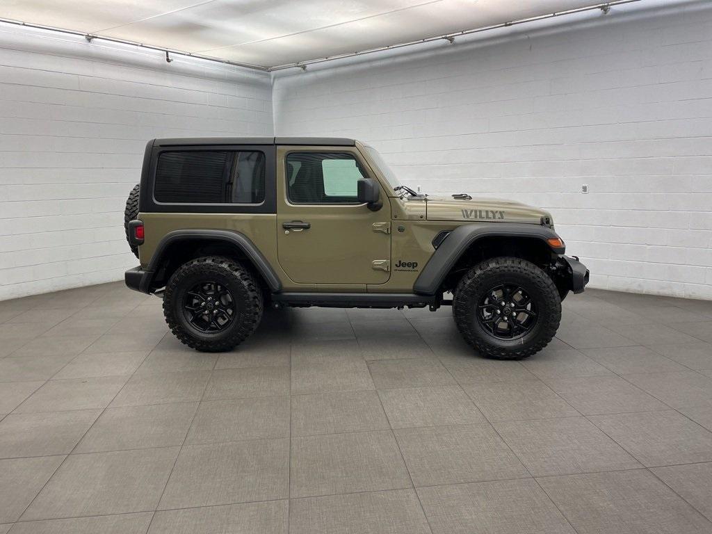 new 2025 Jeep Wrangler car, priced at $39,671