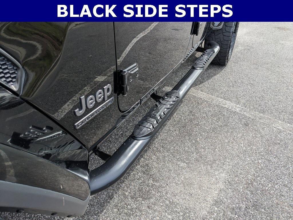 used 2021 Jeep Gladiator car, priced at $21,431