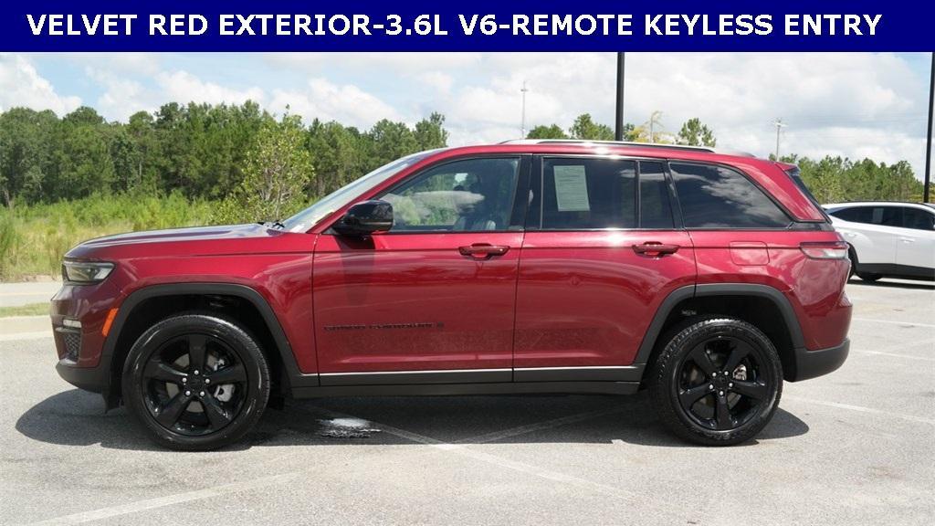 used 2023 Jeep Grand Cherokee car, priced at $30,814