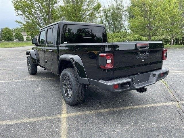 new 2025 Jeep Gladiator car, priced at $43,528
