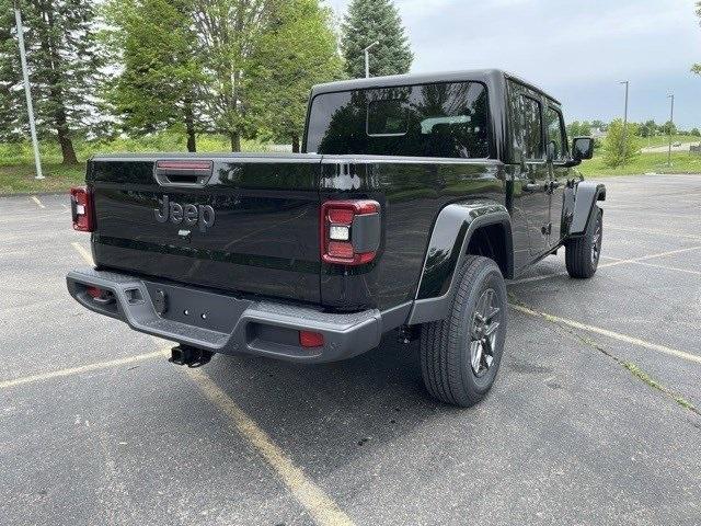 new 2025 Jeep Gladiator car, priced at $43,528