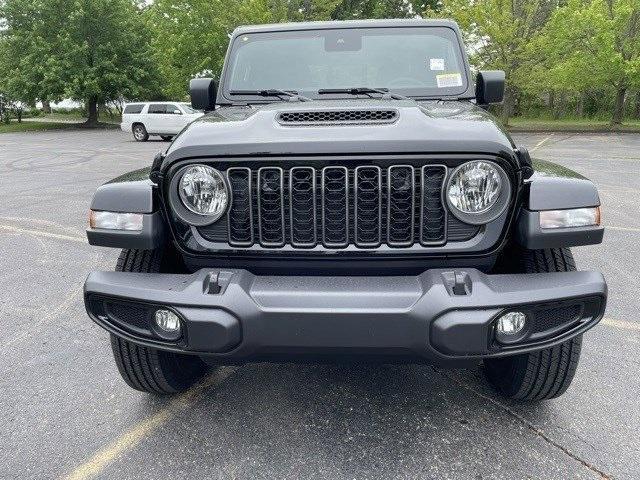 new 2025 Jeep Gladiator car, priced at $43,528