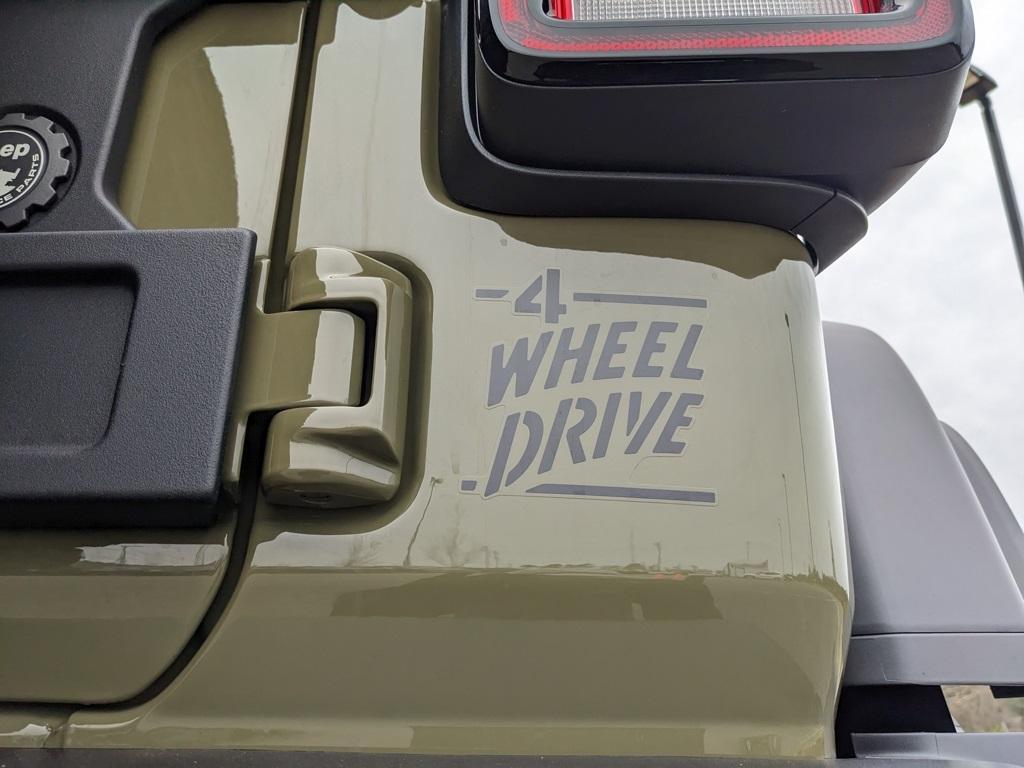 new 2026 Jeep Wrangler car, priced at $48,977