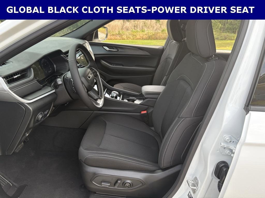 new 2025 Jeep Grand Cherokee L car, priced at $35,877