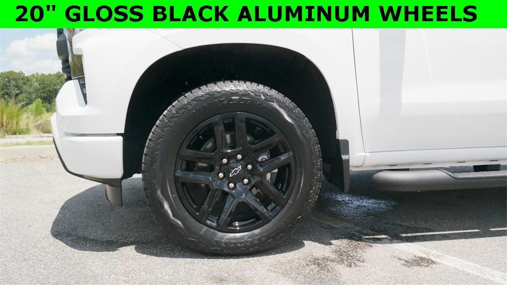 used 2024 Chevrolet Silverado 1500 car, priced at $40,943