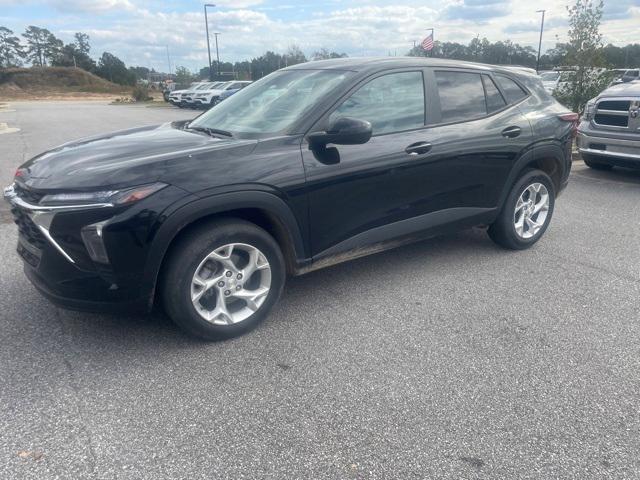 used 2024 Chevrolet Trax car, priced at $21,677