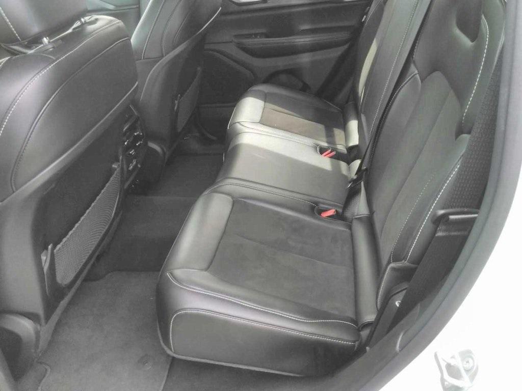 used 2023 Jeep Grand Cherokee car, priced at $27,474