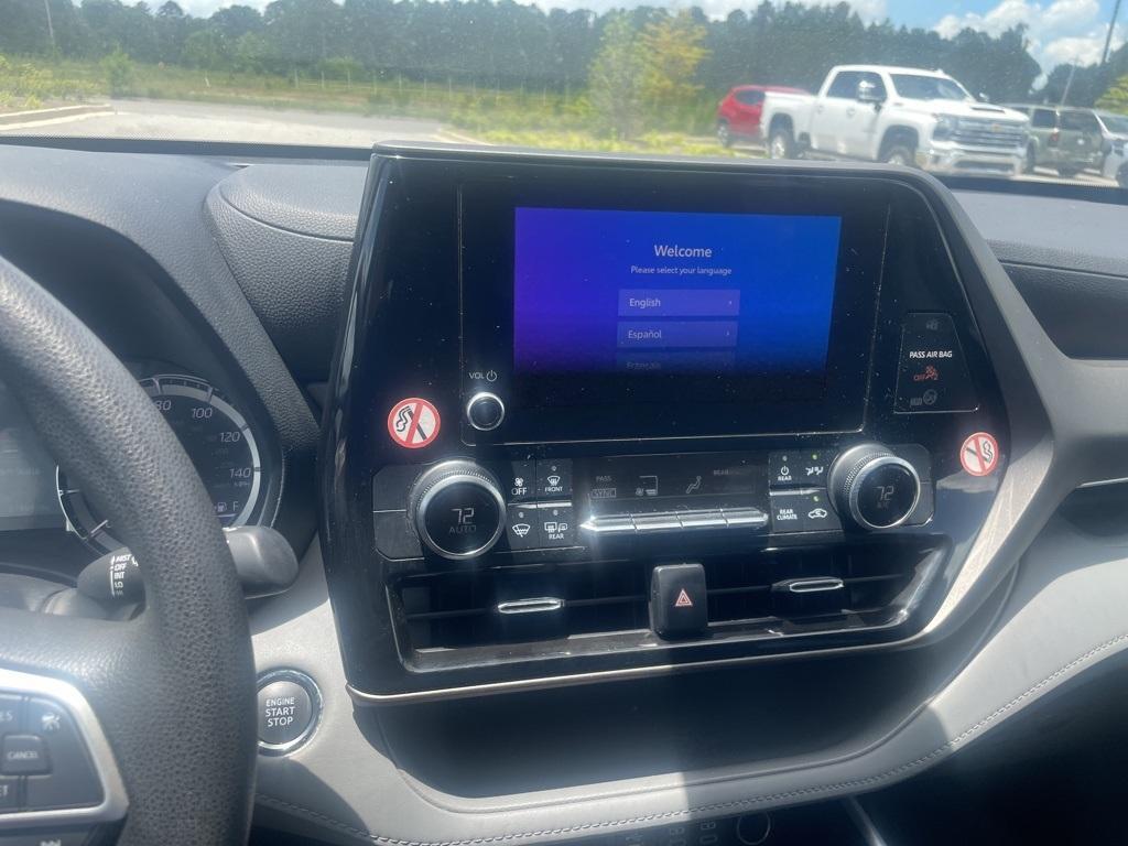 used 2023 Toyota Highlander car, priced at $33,777