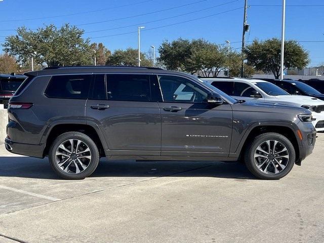 new 2025 Jeep Grand Cherokee car, priced at $52,885