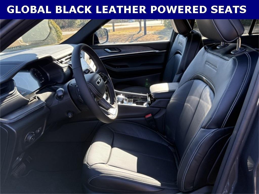 new 2025 Jeep Grand Cherokee car, priced at $51,377