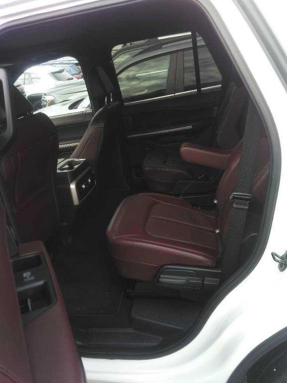 used 2023 Ford Expedition car, priced at $43,874