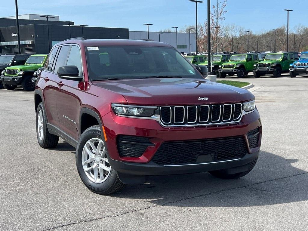 new 2025 Jeep Grand Cherokee car, priced at $36,327