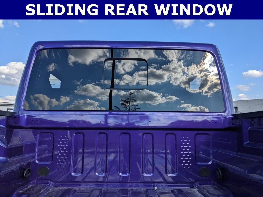 new 2026 Jeep Gladiator car, priced at $46,177