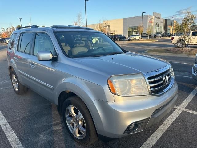 used 2014 Honda Pilot car, priced at $12,825