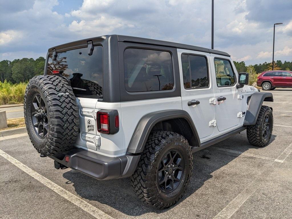 new 2025 Jeep Wrangler car, priced at $46,277