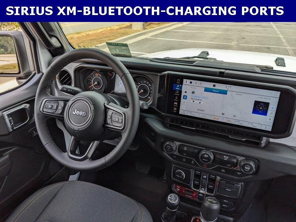 new 2025 Jeep Wrangler car, priced at $46,277