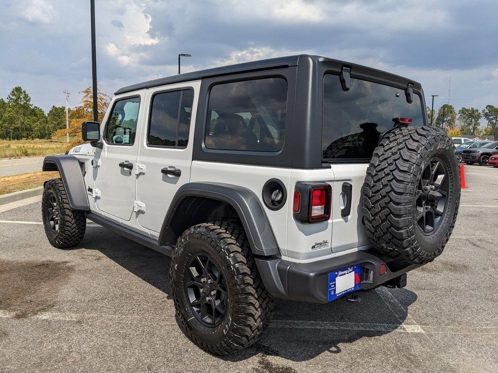 new 2025 Jeep Wrangler car, priced at $46,277