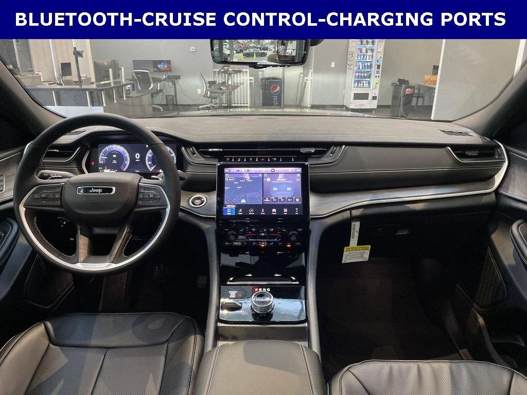 new 2025 Jeep Grand Cherokee car, priced at $45,220