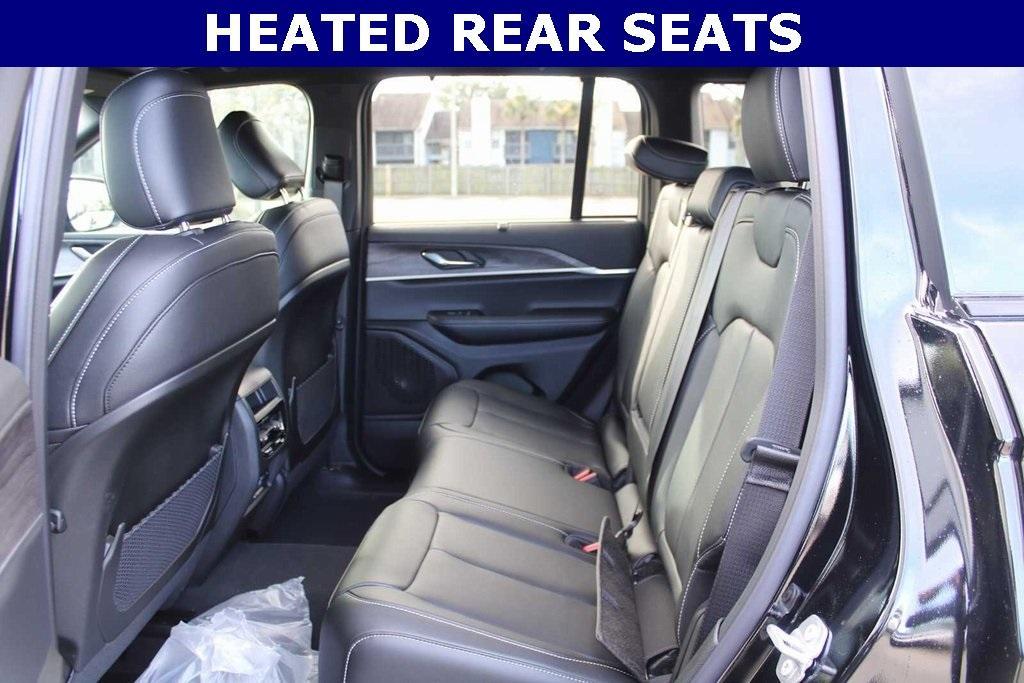 new 2025 Jeep Grand Cherokee car, priced at $45,220