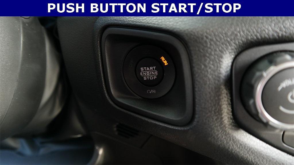 new 2025 Jeep Gladiator car, priced at $35,977