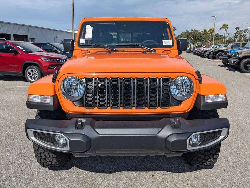 new 2025 Jeep Gladiator car, priced at $45,994