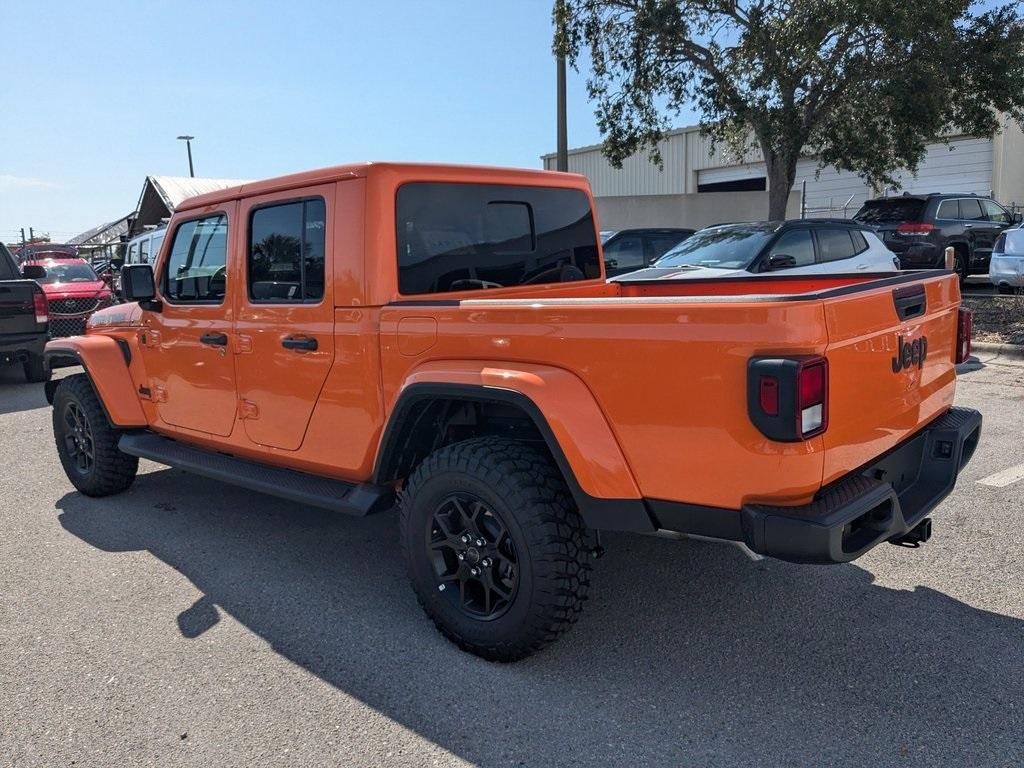 new 2025 Jeep Gladiator car, priced at $45,994