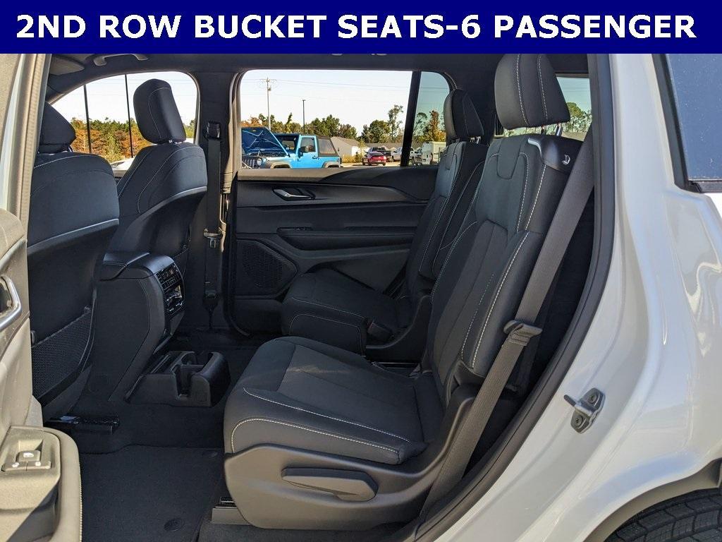 new 2025 Jeep Grand Cherokee L car, priced at $35,777