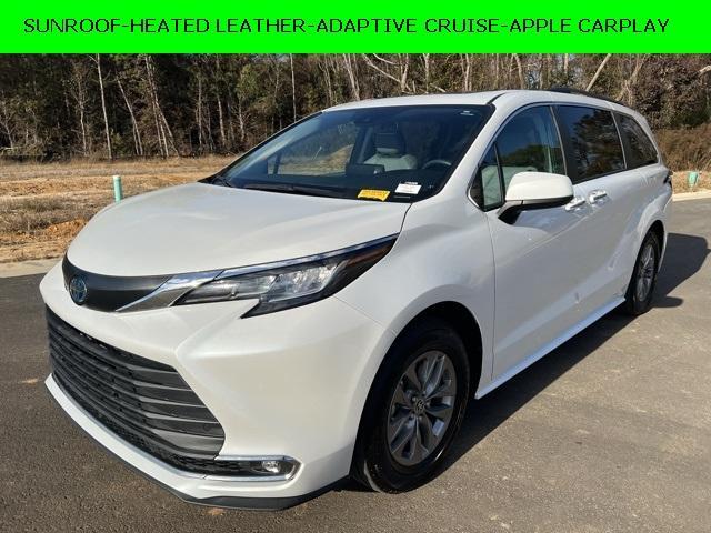 used 2022 Toyota Sienna car, priced at $35,993