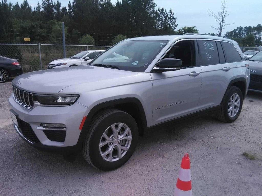 used 2023 Jeep Grand Cherokee car, priced at $31,989