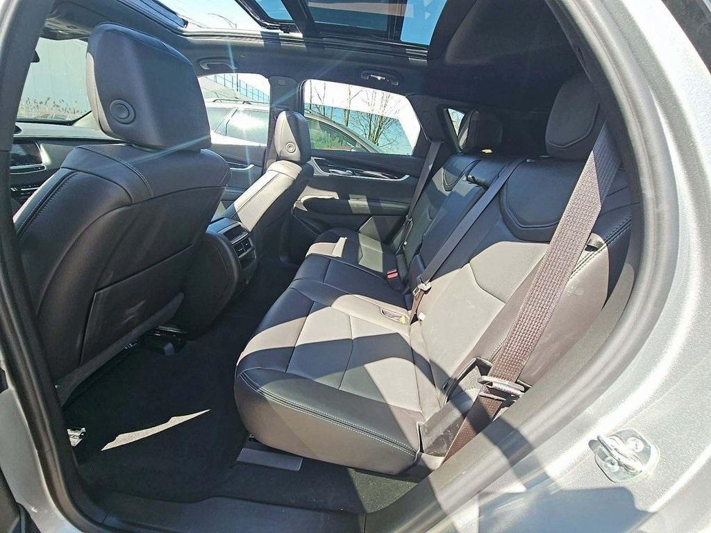 used 2025 Cadillac XT5 car, priced at $47,677